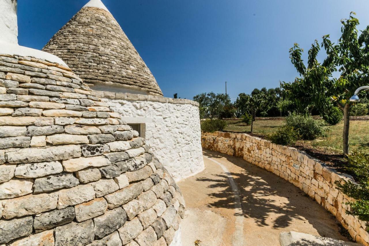 오스투니 Trullo Picchiagiuda 빌라 외부 사진